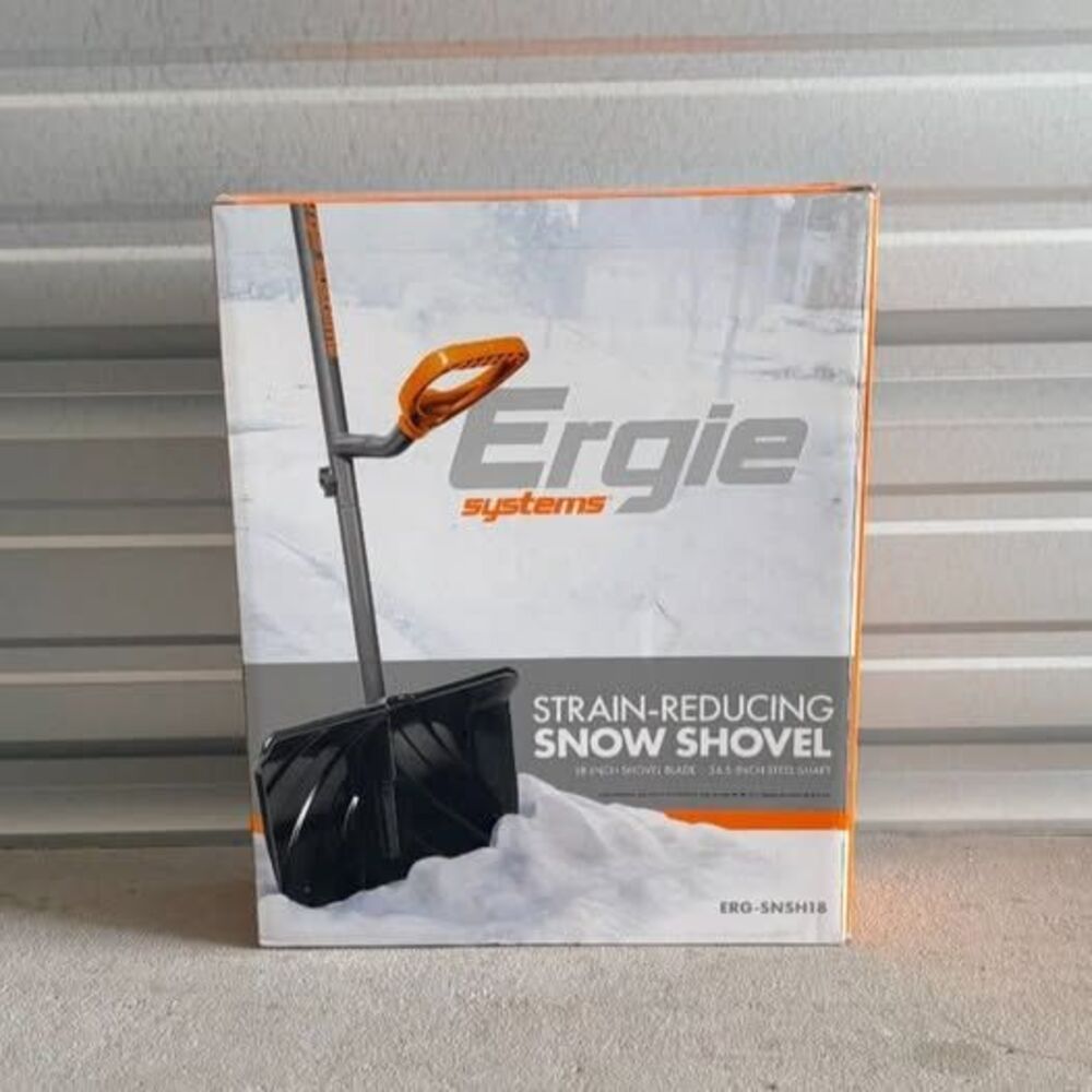 ErgieShovel Snow Shovel – Lightly Used